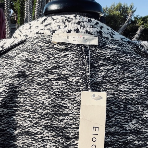ELODIE Women's NWT Soft Coat/Sweater "L" pockets ivory & black  Casual coat - Picture 4 of 7